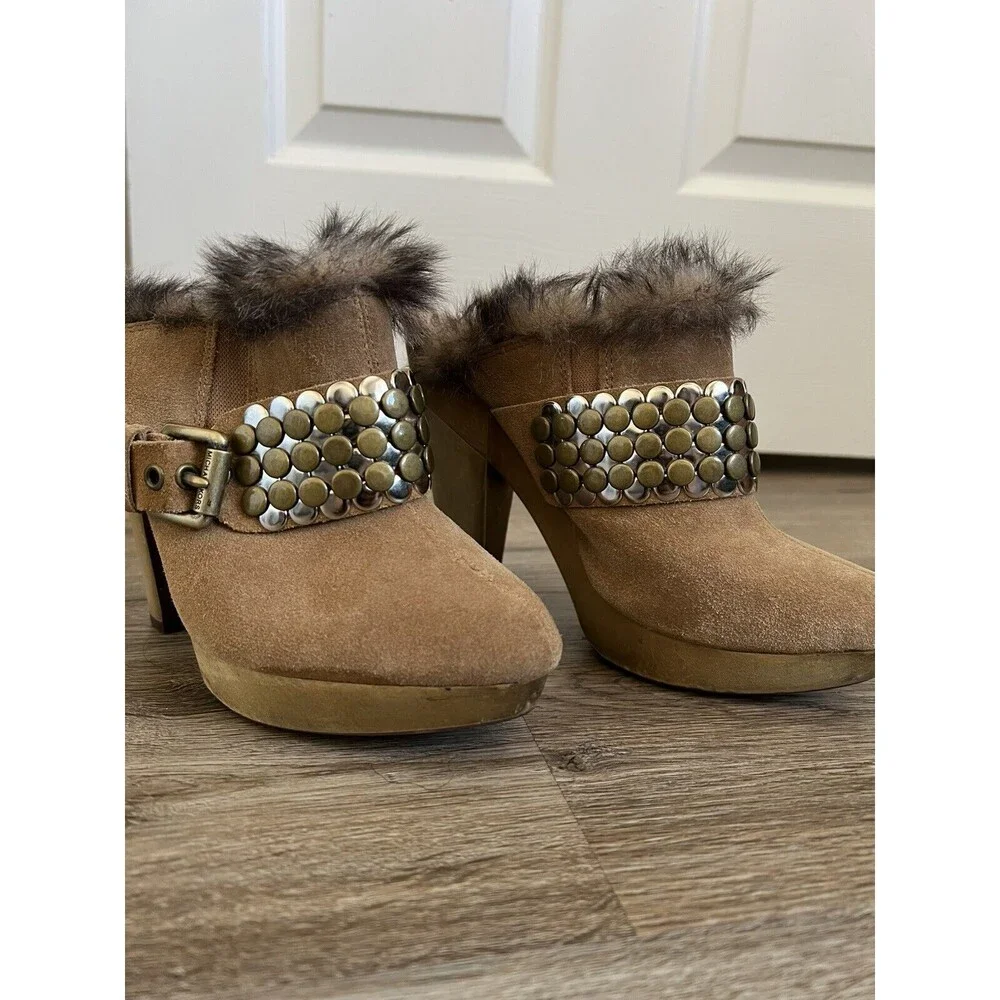 Michael Kors MMK 5.5 Khaki Suede Collette Faux Fur Stud Buckle Mules Clogs - Picture 1 of 11